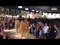 Paris Fashion Week : Les réactions de Géraldine Nakache et Sara Forestier (exclu vidéo)