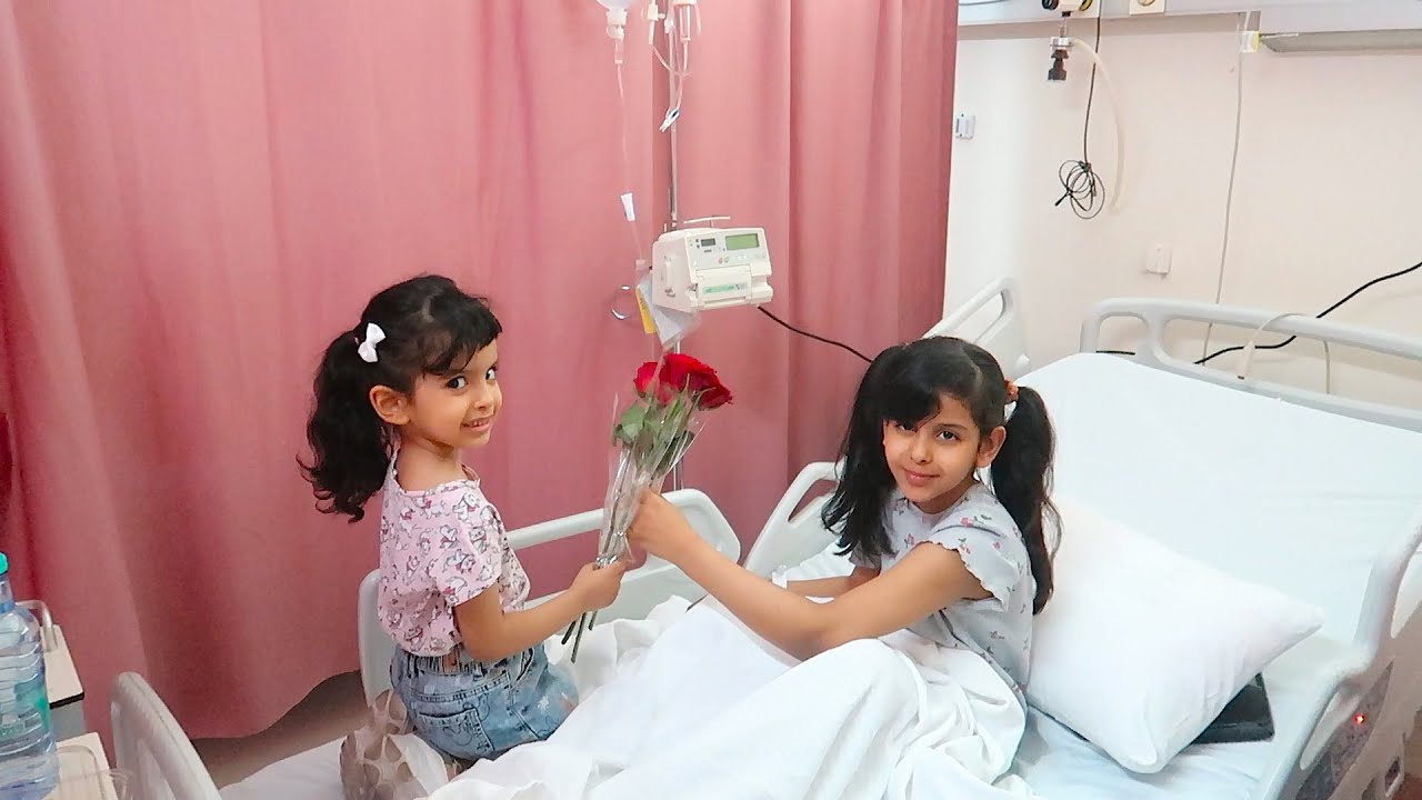 سارة تزور جوجو بالمستشفى وتهديها وردة !!