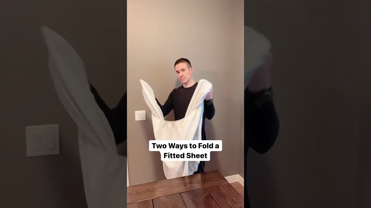 Two ways to fold a fitted sheet 🧺 