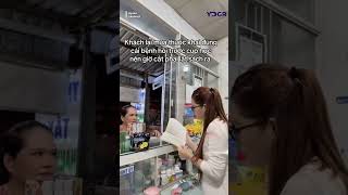 Rồi m xong chưa lẹ để tao đổi tiệm thuốc khác!