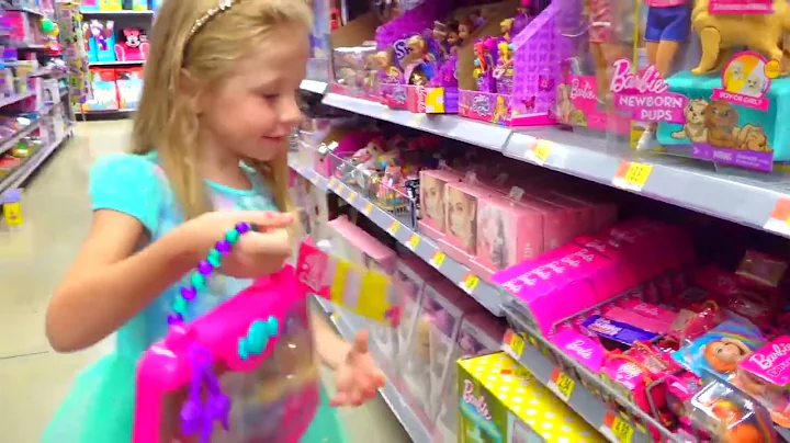 Nastya is like a bride, but dad is sad | Review & Facts