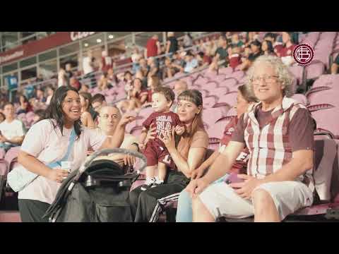 En las buenas y en las malas ella siempre te acompaña y te alienta. ¡Muy feliz Día de la Madre! 🇱🇻❤️
