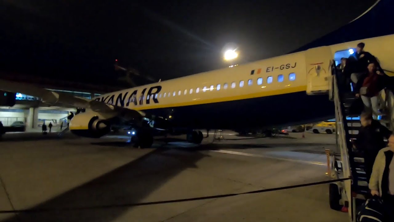 Arriving at Faro Airport | Portugal | 11/02/24
