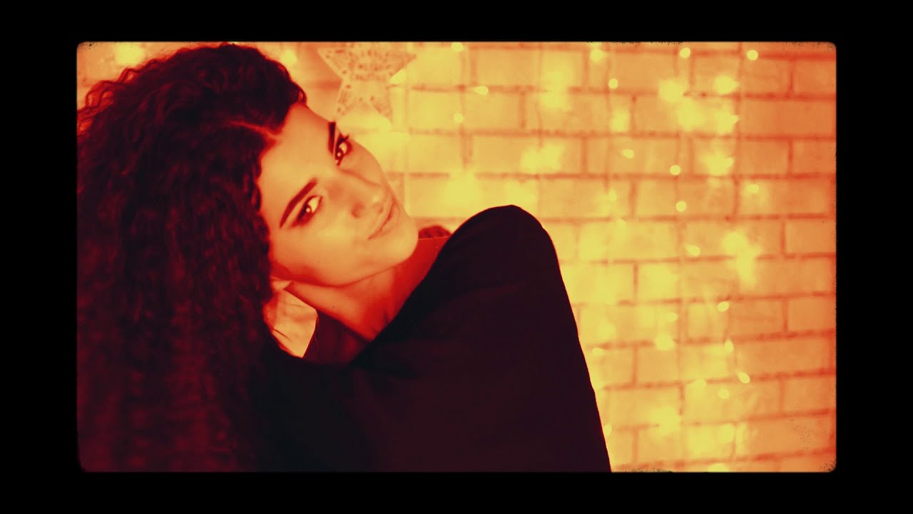 JayQ The Legend 4U (Official Holiday Lyric Video) auf YouTube ansehen JayQ The Legend 4U (Official Holiday Lyric Video) auf YouTube ansehen