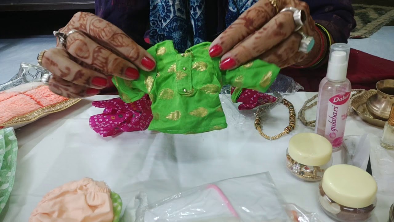 यात्रा में लड्डू गोपाल को कैसे ले जाएं क्या-क्या पैकिंग करें और मैं कैसे ले जाती हूं