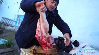 Почему узбекский холодец считается самым вкусным??!!!!Узбекистан.Холодец в казане на костре. Почему узбекский холодец считается самым вкусным??!!!!Узбекистан.Холодец в казане на костре.