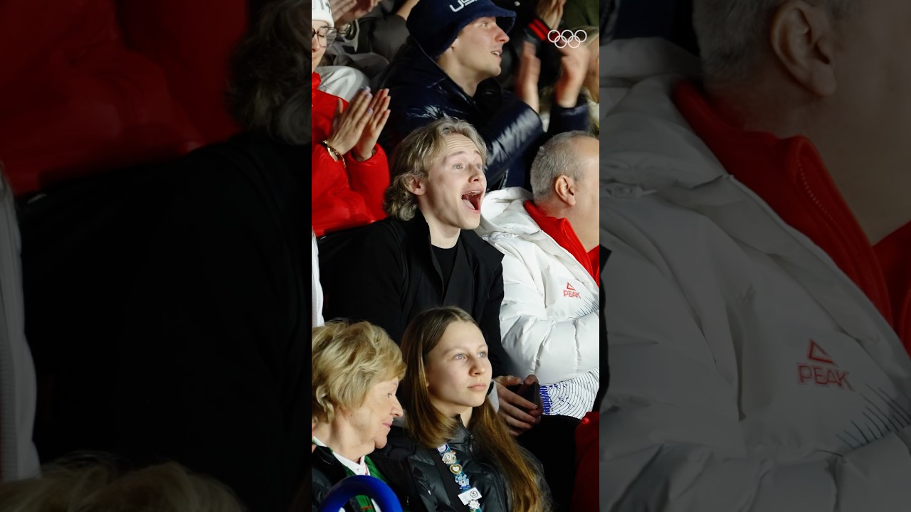 Golden support! 🥇Olympic figure skaters supporting their peers is precious! 😍#MilanoCortina2026