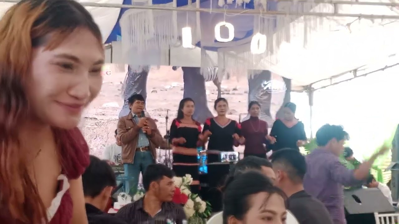 Oi kín Ploi Phung adoh loloi jrai