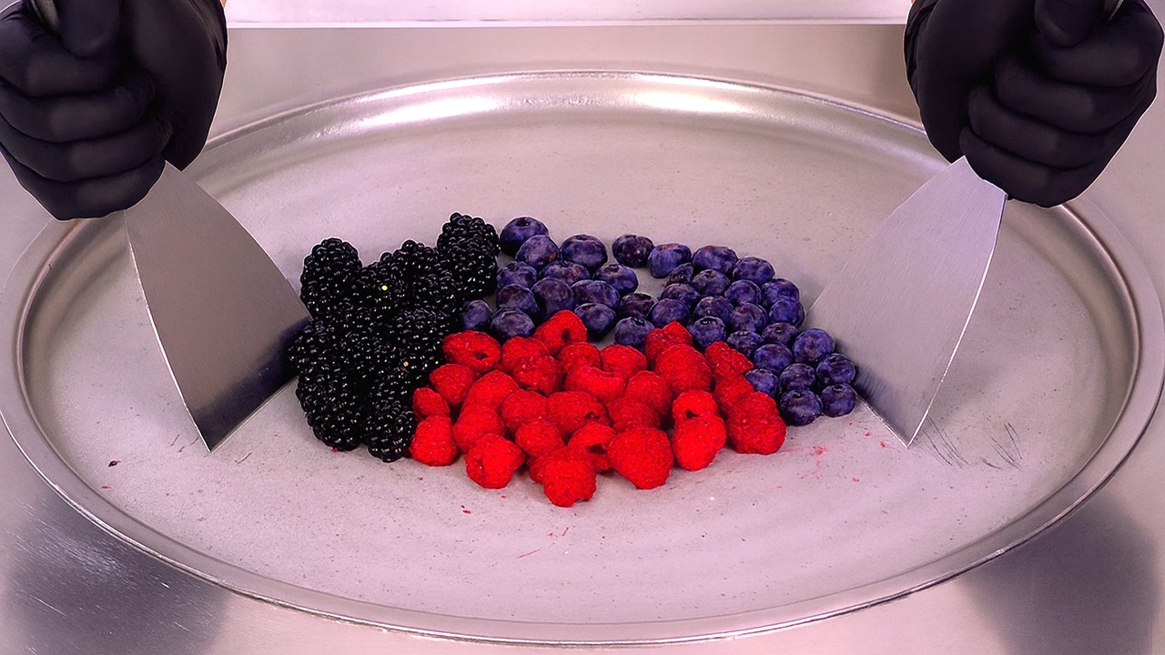 Blueberry & Raspberry & Blackberry - Ice Cream Rolls | ASMR