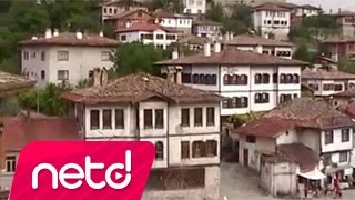 Şevket Doğan - Şinasi Güngör - Karasuda Pazar Var Resimi