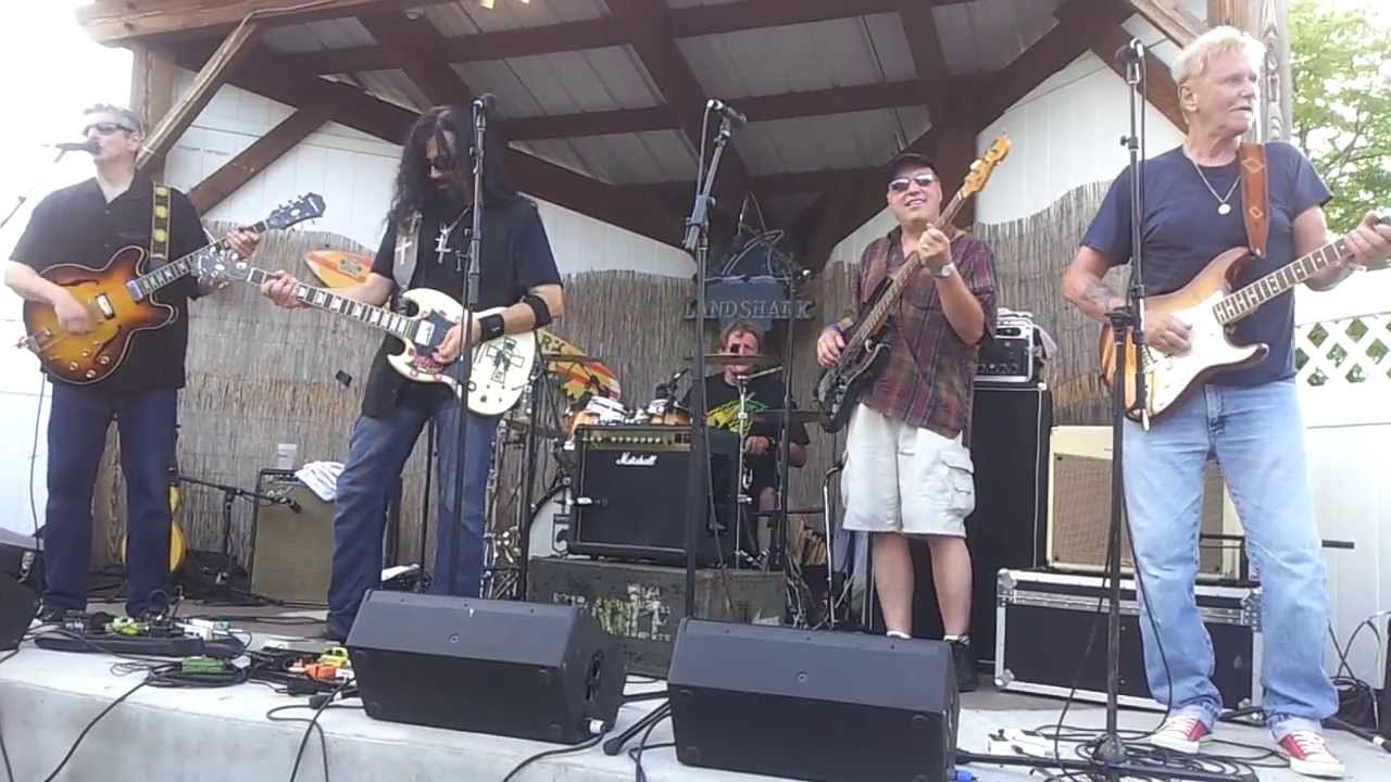 Little Village with Jimi Bell @ Barryfest.