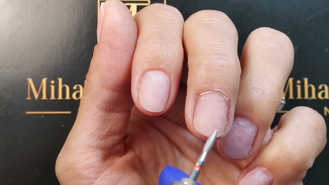 Cum desprindem o cuticula aderenta si cum o curata cu freza