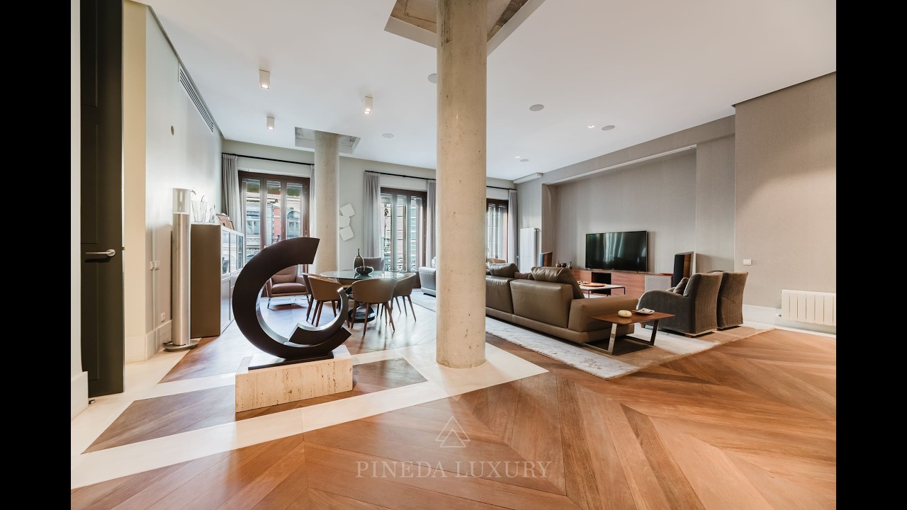 Pineda Luxury. Luxury apartment on Colón Street - Valencia City Center