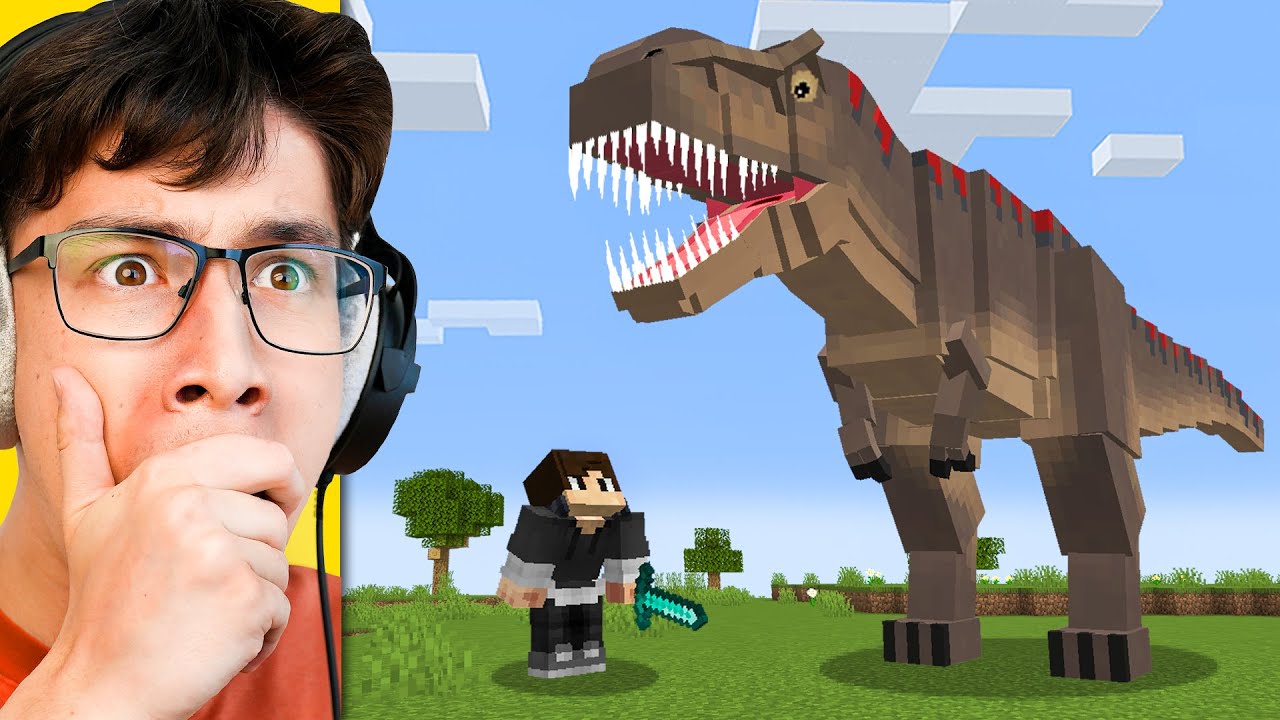 I Fooled My Friend with DINOSAURS in Minecraft