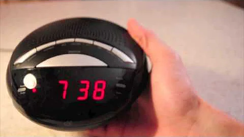 Discover the Versatile GPX C222B Alarm Clock