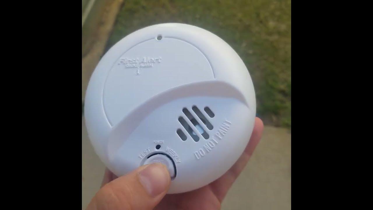 First Alert 9120b Smoke Alarm Test YouTube