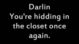 Video thumbnail of "Avril Lavigne - 11 - Darlin' - Goodbye Lullaby - Lyrics"