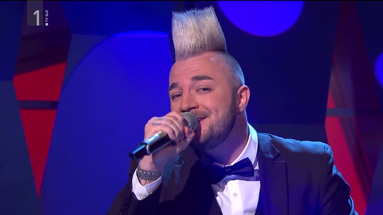 Dejan Dogaja: Nenormalno lepo (nastop v Vikend paketu)