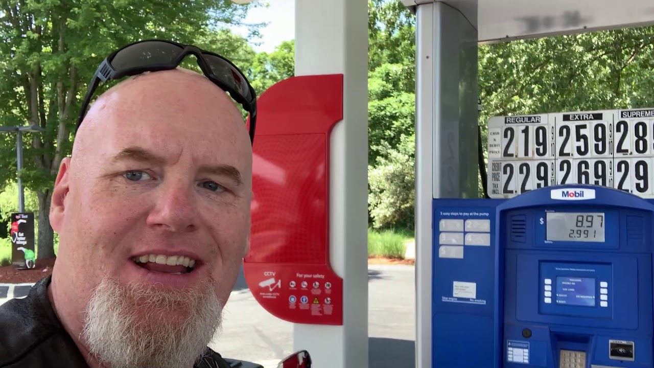 Lenny & The Fat Boy visit Huntington Country Store & Willimantic Brewing Co