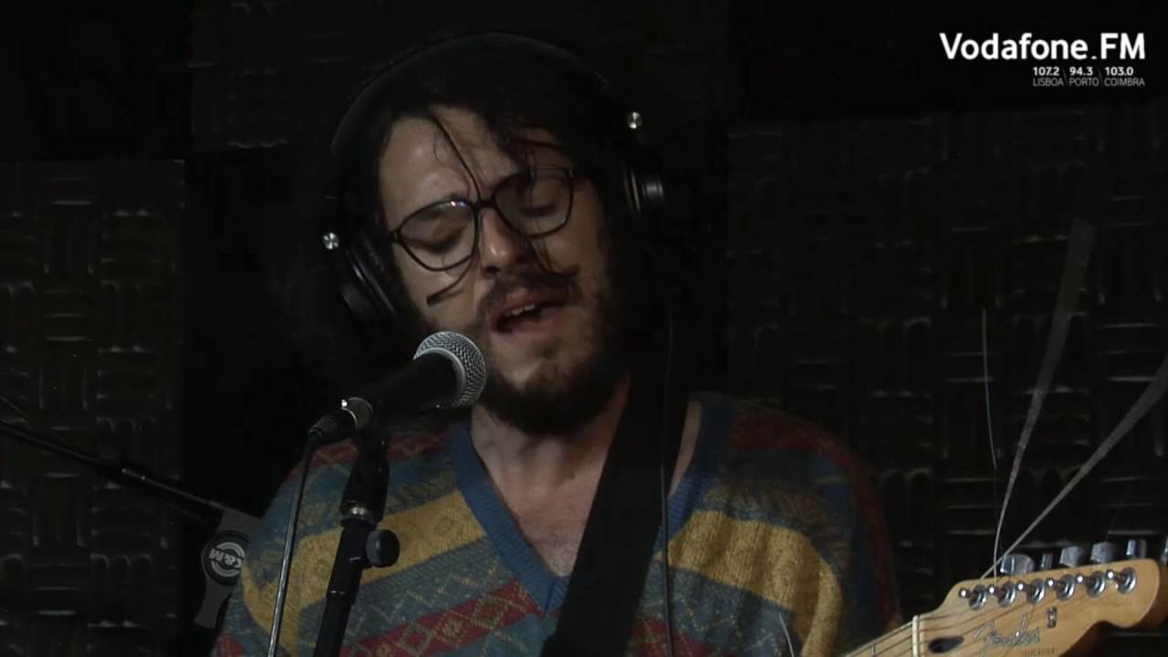 Alek Rein - Outrage (ao vivo na Vodafone FM)