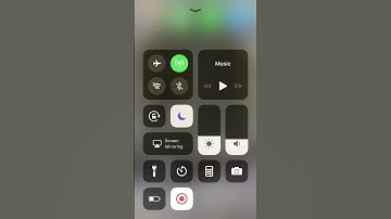 Tutorial: How to turn Airplane Mode ON/OFF on my iPhone using Settings app (iOS 11.2.6)