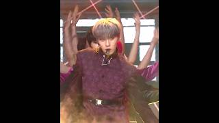 #ONEUS always have the best intros [this one is from 'Intro :Devil is in the detail'😈✨]