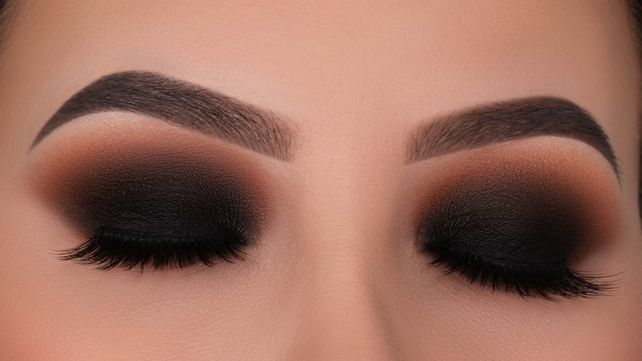 Classic Smokey Eyes -