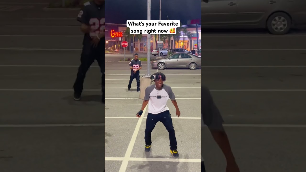 Commando by Mavokali TikTok dance | Vibing with strangers 😍 