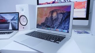 Unboxing the new apple macbook air 2015 13 inch model. this is apple's
latest from lineup. base model that comes with 128gb storage, ...