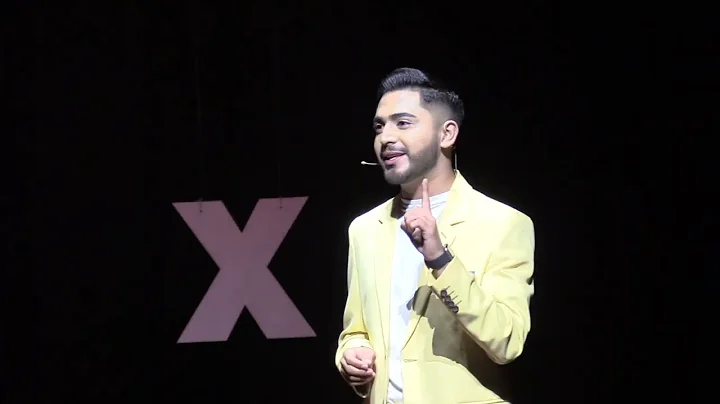 Cmo cambiar tu alrededor en un clic? | Alex Velzqu...