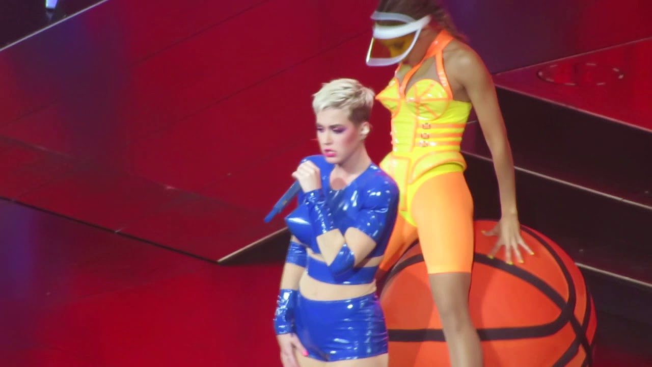 Swish Swish Fish - Katy P Witness Tour Las Vegas 012018 ...
