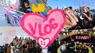 SIX VLOG: Week 25 | SOLAR ECLIPSE X SIX THE MUSICAL! 🌙 | LEESA TULLEY