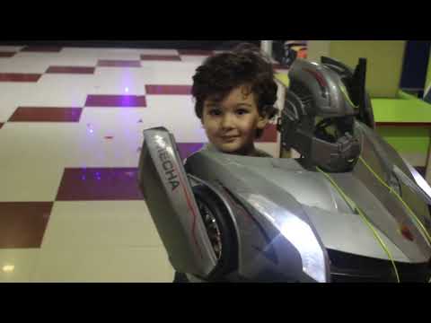 ლუკა გასართობ ცენტრში