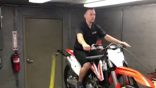 Dirt bike race engine screenshot 3