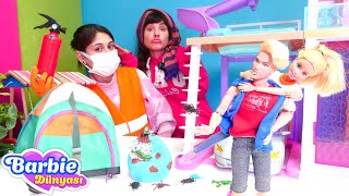 Barbie Dream House Ayşe Barbienin Koltuk Yüzünden Böceklenen Evi Ilaçlıyor Barbie Oyunları
