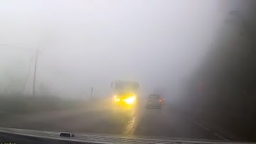 Hiểm nguy rình rập trên tuyến đường đèo dốc, sương mù dịp năm mới |Dân Việt TV