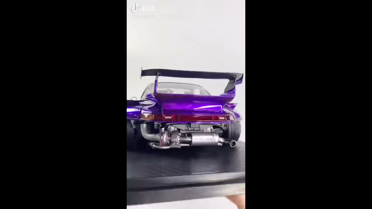 Ignition Mode 1/18 RWB 993 Purple Metallic (IG1962) resin