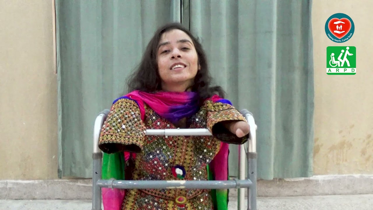 Kiran Ishtiaq born without legs and arms in Rahim Yar Khan Punjab