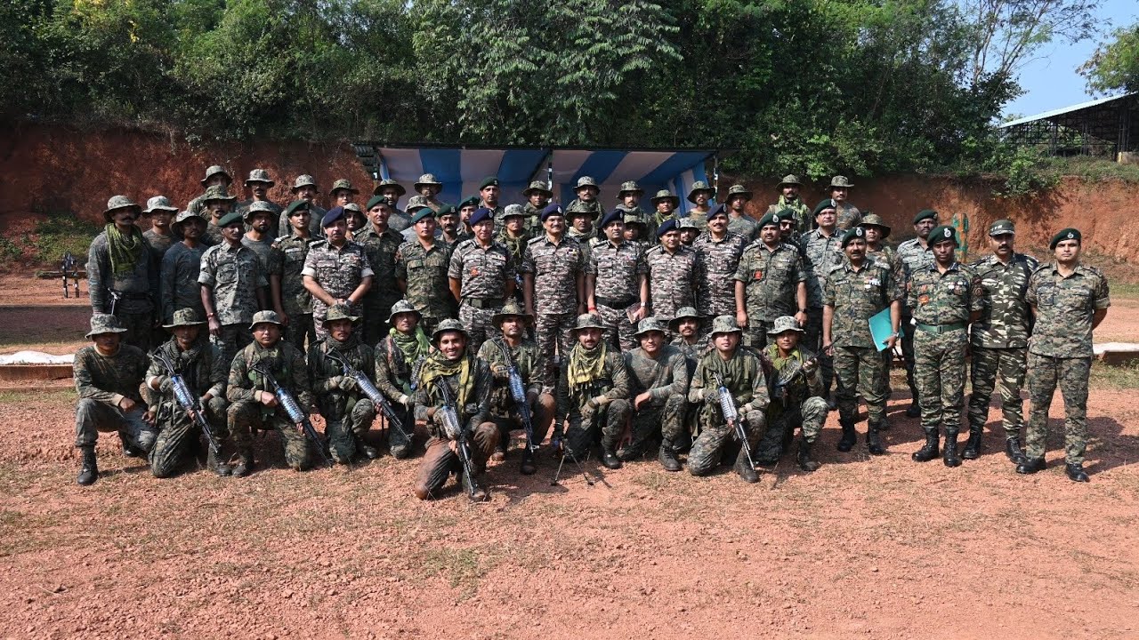 CRPF Chief meets Commandos of 201 & 204 CoBRA