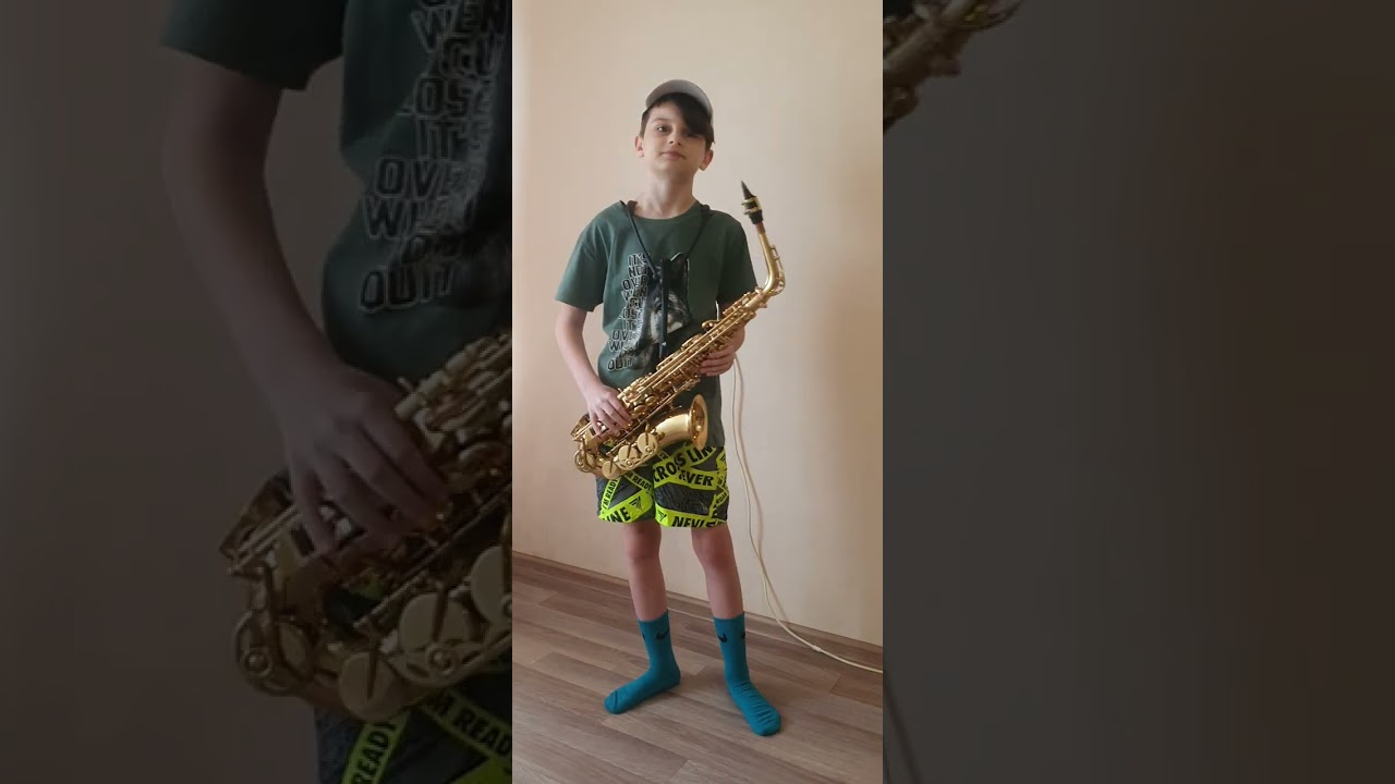 Fly me to the moon 2