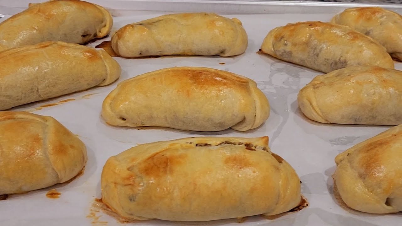 Empanadas de Pino Chilenas (Chilean Beef Empanadas) YouTube