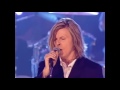 Capture de la vidéo David Bowie This Is Not America Live 2000 Hd 720P