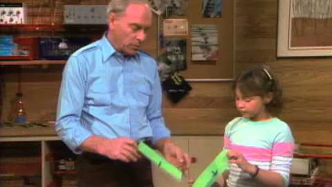 Learn A Quick Folding Trick - Mr. Wizard's Everyday Magic