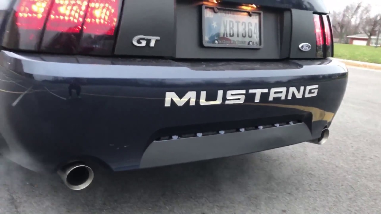 2001 Mustang GT 4.6 2V SLP Loudmouth 1 Exhaust - YouTube