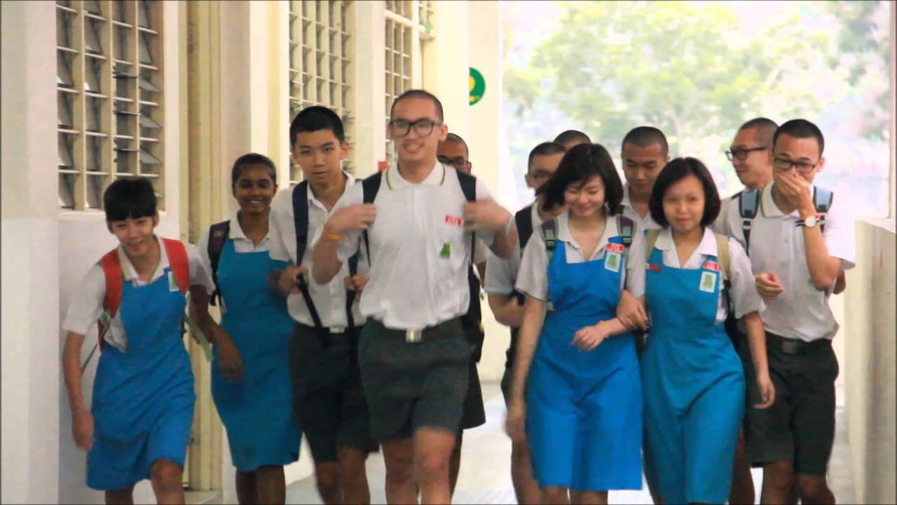 槟城菩提国民型华文中学2015年第54届毕业生自创曲-让梦飞翔 (完整版)