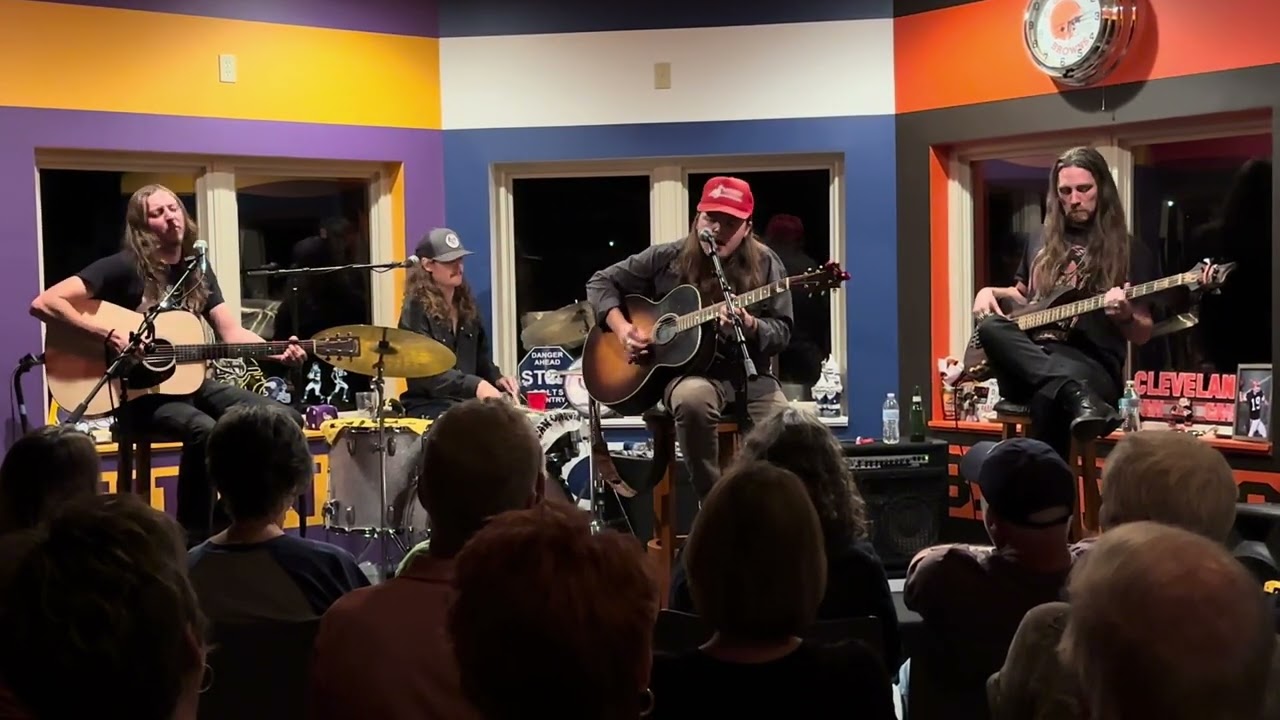 Ben Chapman & Co. - Ont Know Better / Dixie Chicken