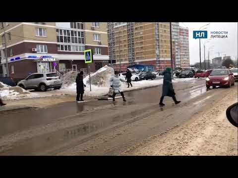 Утечка на водоводе в Липецке оставила без воды жителей трех улиц