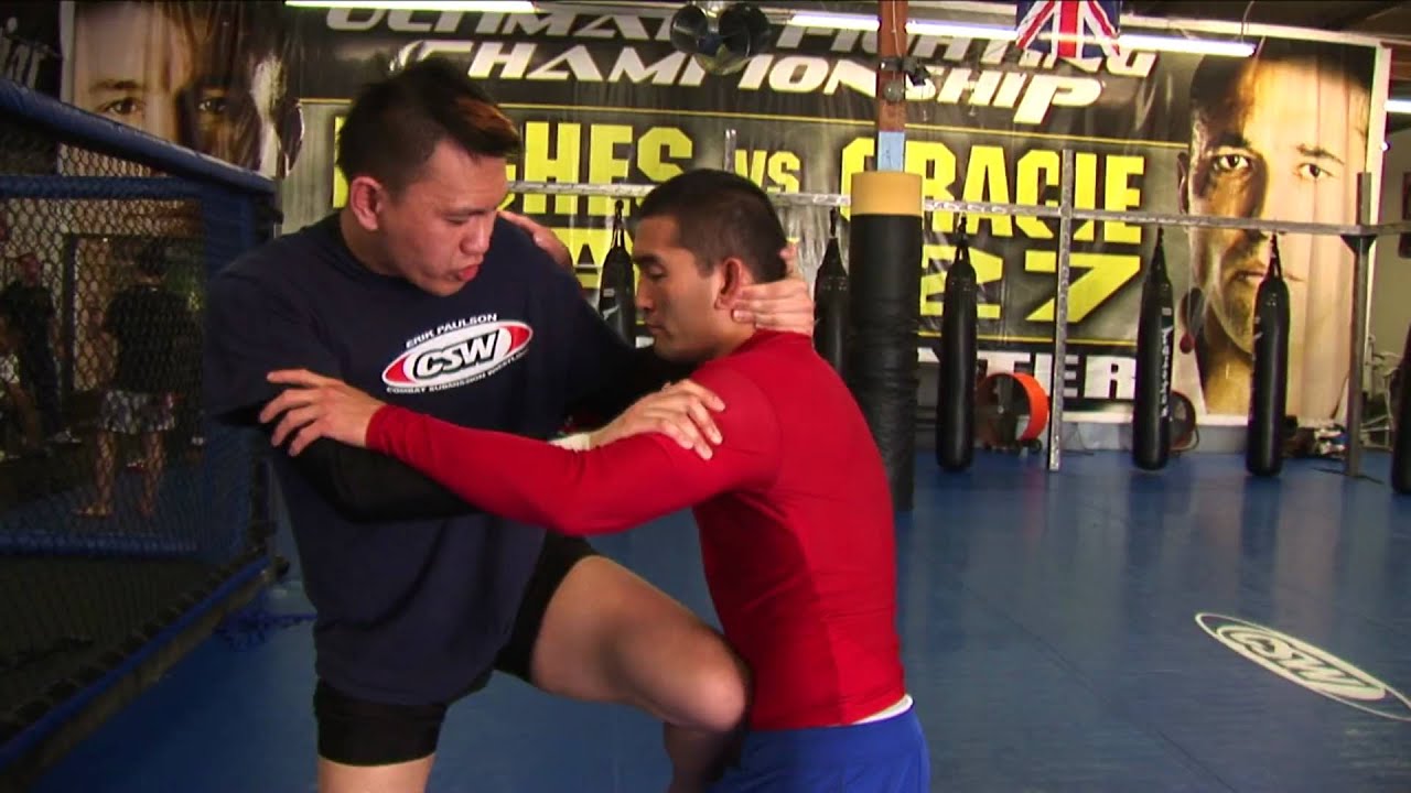 Muay Thai Elbow and Knee from Shin Across Clinch
