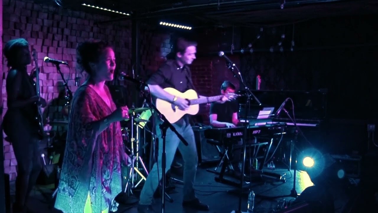 YouTube에서 "Welcome Home, I'm Leaving" at Amado's in San Francisco 보기 YouTube에서 "Welcome Home, I'm Leaving" at Amado's in San Francisco 보기