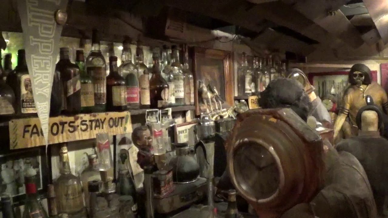 The Beanery/Edward Kienholz/1965